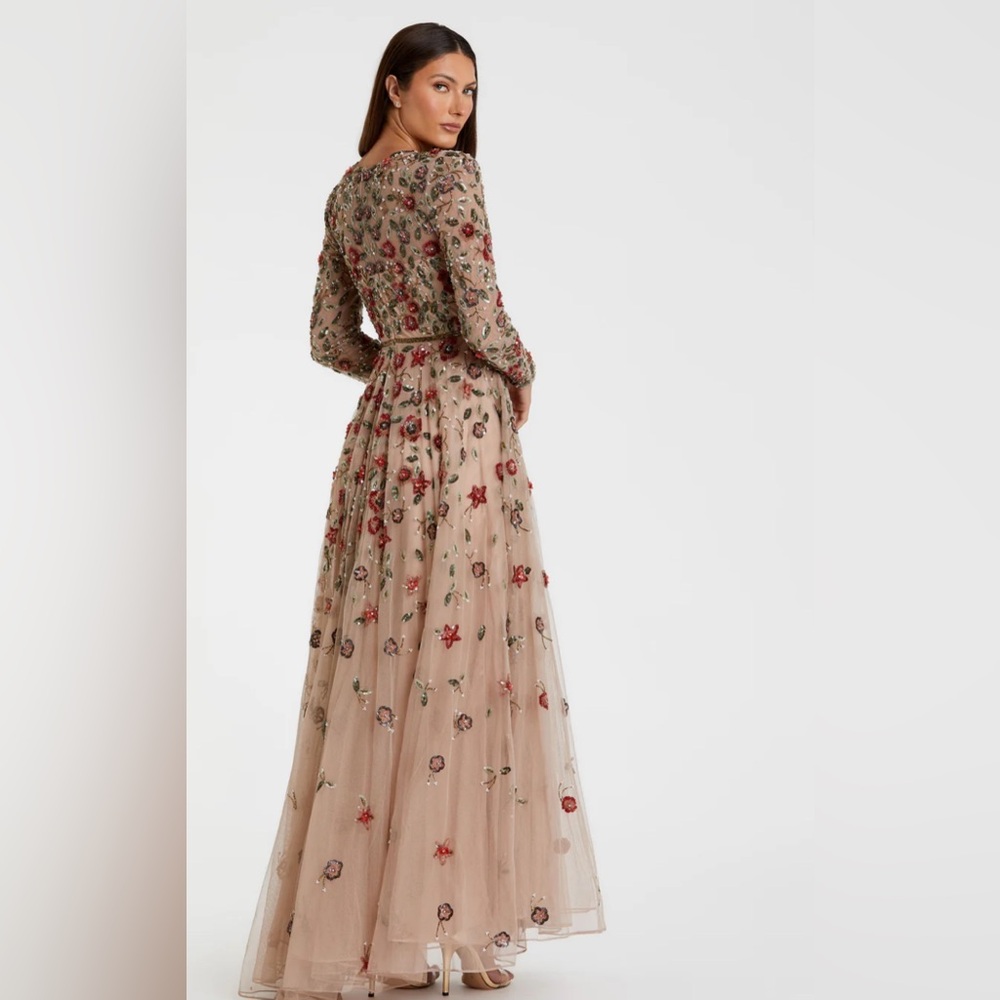 NWT | Mac Duggal Cream Maxi Dress with Long Sleeves & Floral Embroidery Size 16 - Picture 4 of 15